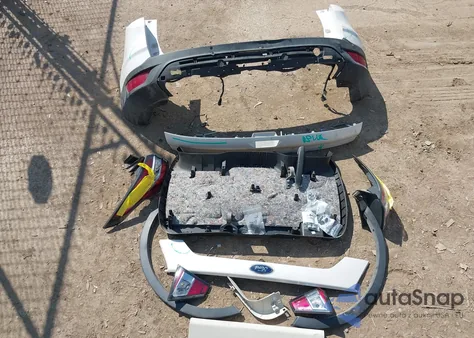 2017 Ford Escape Se z USA, uszkodzony, nr VIN 1FMCU0GD8HUA15162